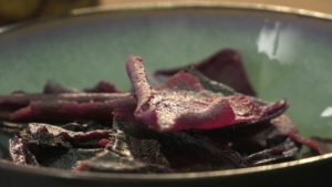 nesa-travka-ep-04-slatko-od-ruza-mov_snapshot_12-45_2016-10-10_16-37-48