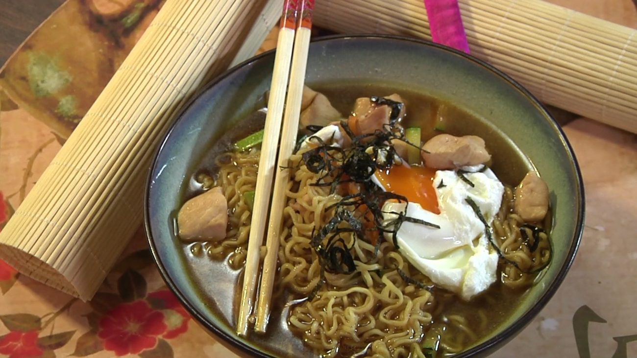 Ramen supa sa piletinom