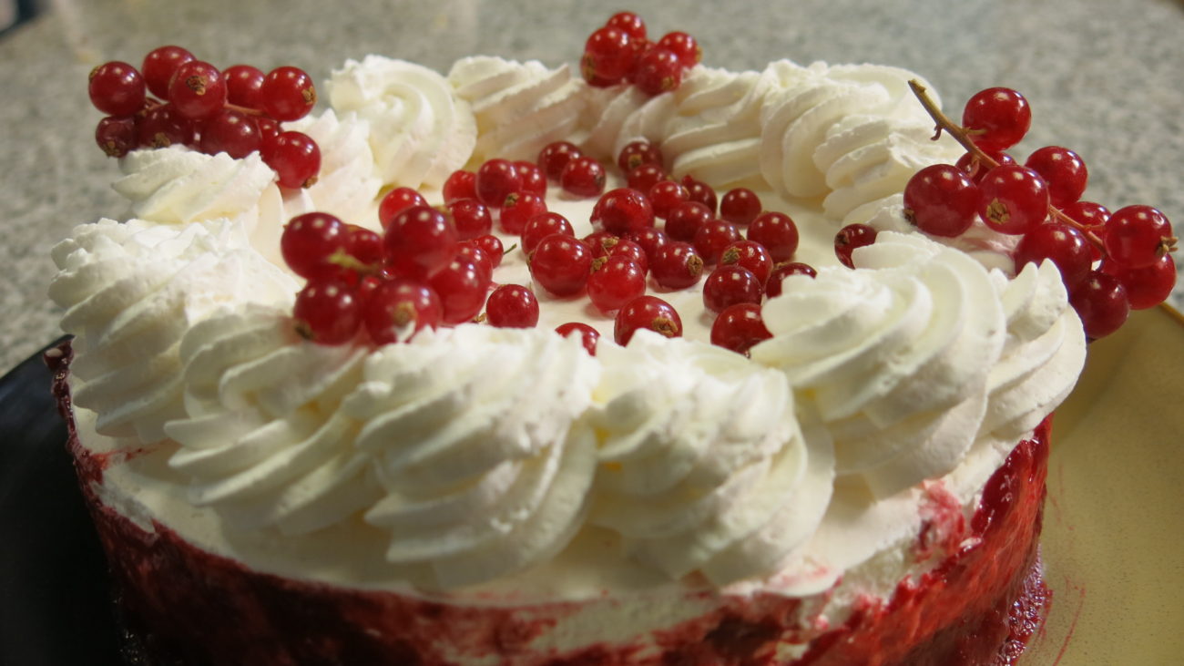 Lajt torte: Lajt švarcvald i lajt torta od lešnika