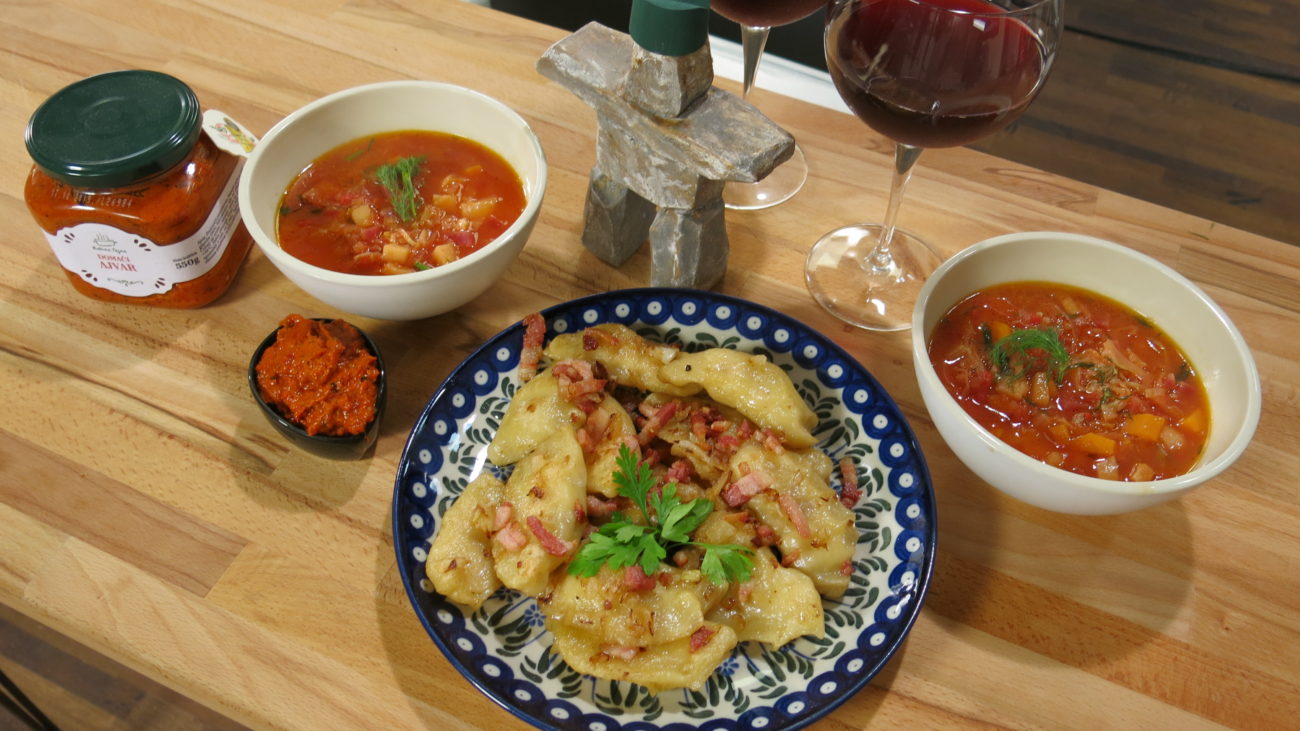 Ruski boršč, pirogi