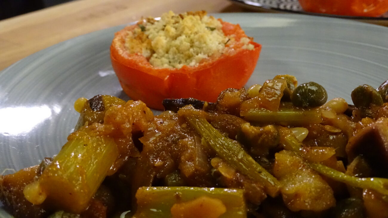 Caponata – sicilijanska topla salata od patlidžana i celera